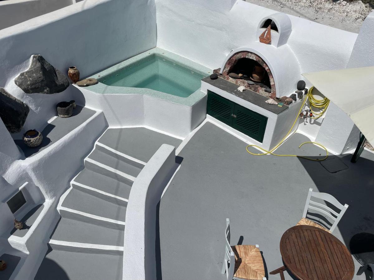 Viletta Verte * Fira (Santorini)